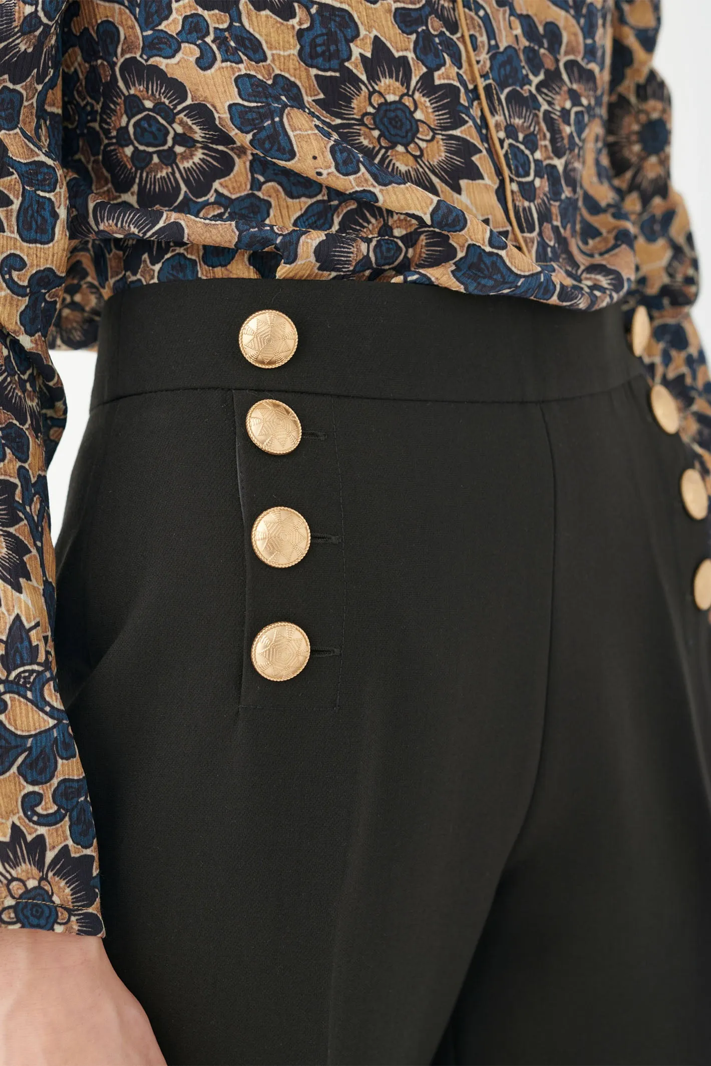 Dea Kudibal Isobeldea Trousers Black Button Detail 0990724 1000