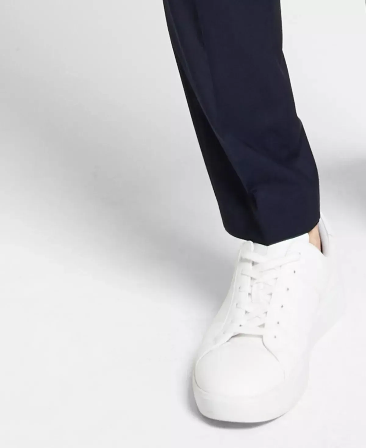 Hugo Boss Mens Slim fit Dress Pants 34 / 31 Blue Solid Stretch