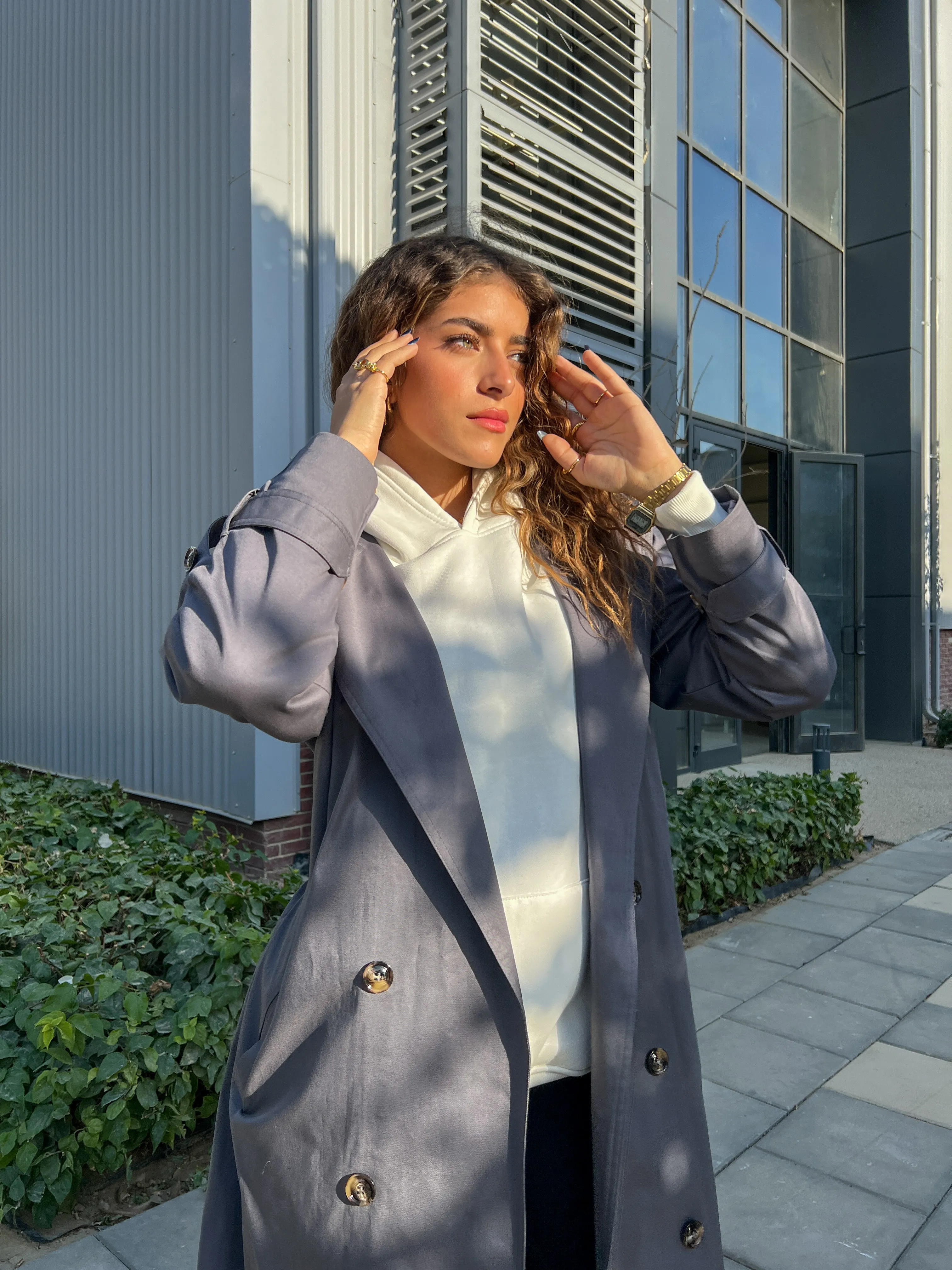 NEW TRENCH COAT IN GREY