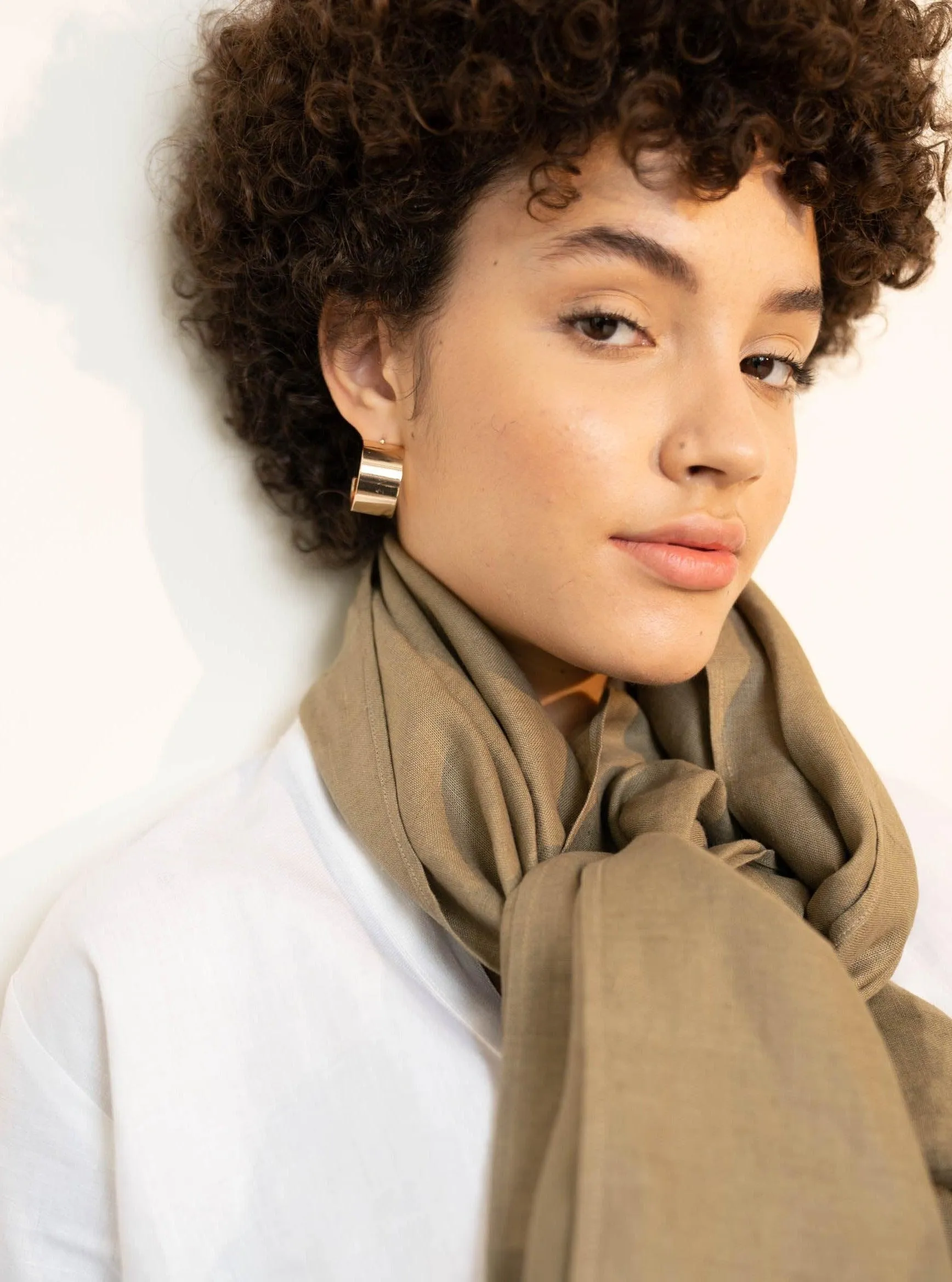 NOAH Tan Linen Scarf