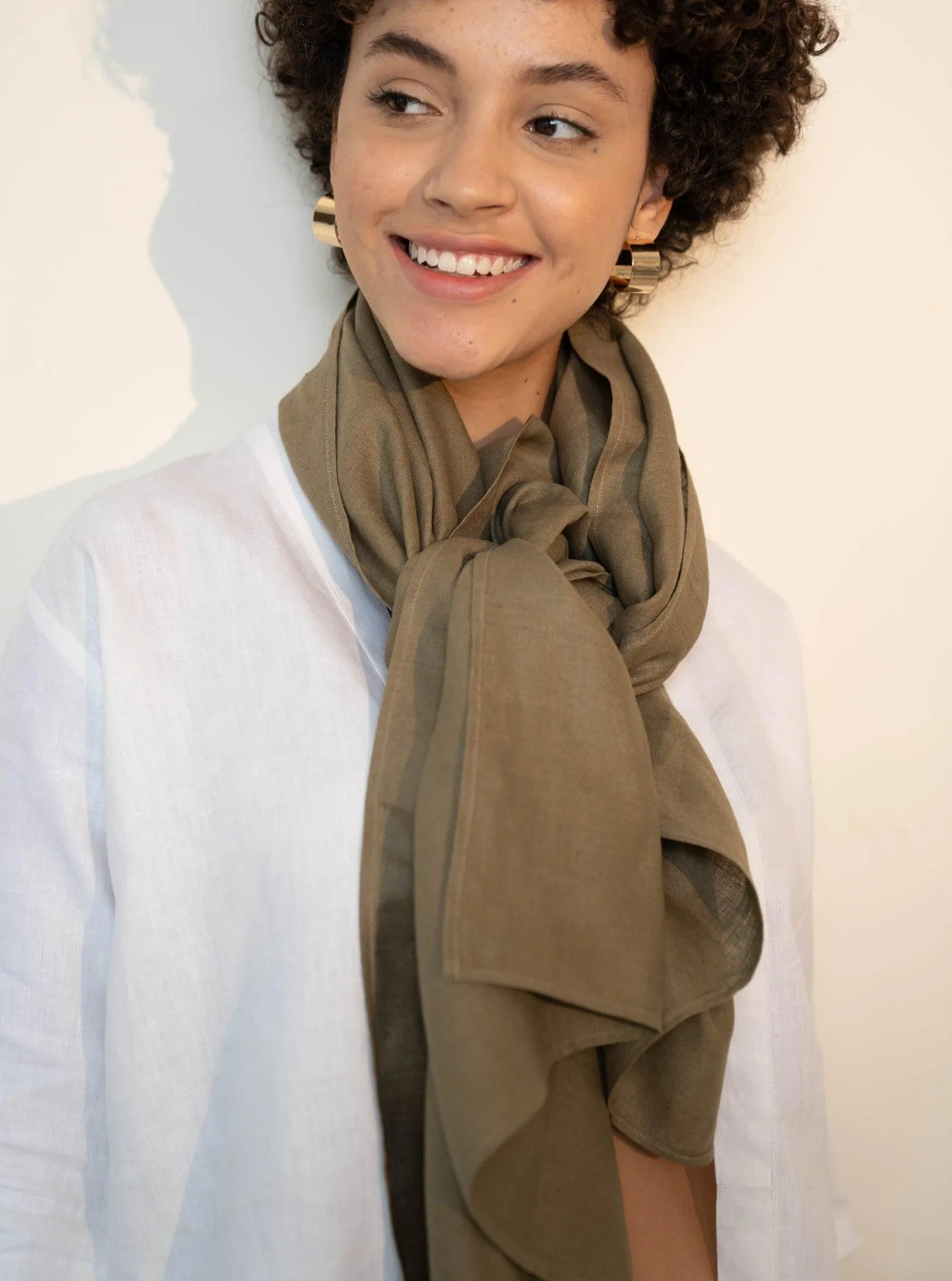 NOAH Tan Linen Scarf